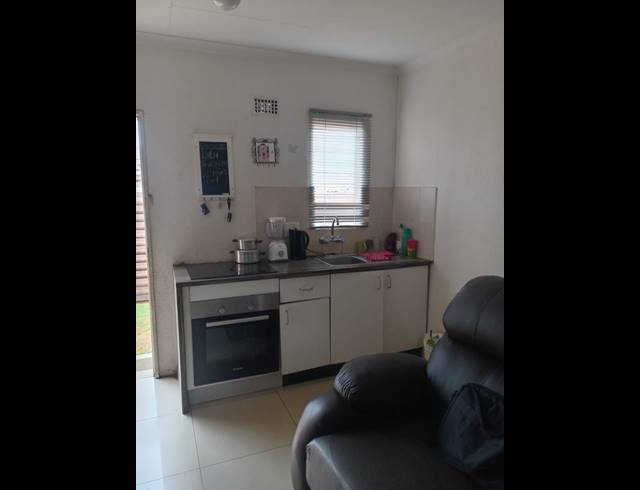 2 BEDROOM HOUSE FOR SALE IN SALFIN